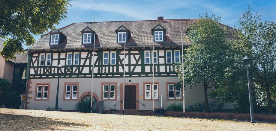 Das Rathaus von Linsengericht im sanierten Fachwerkgebäude